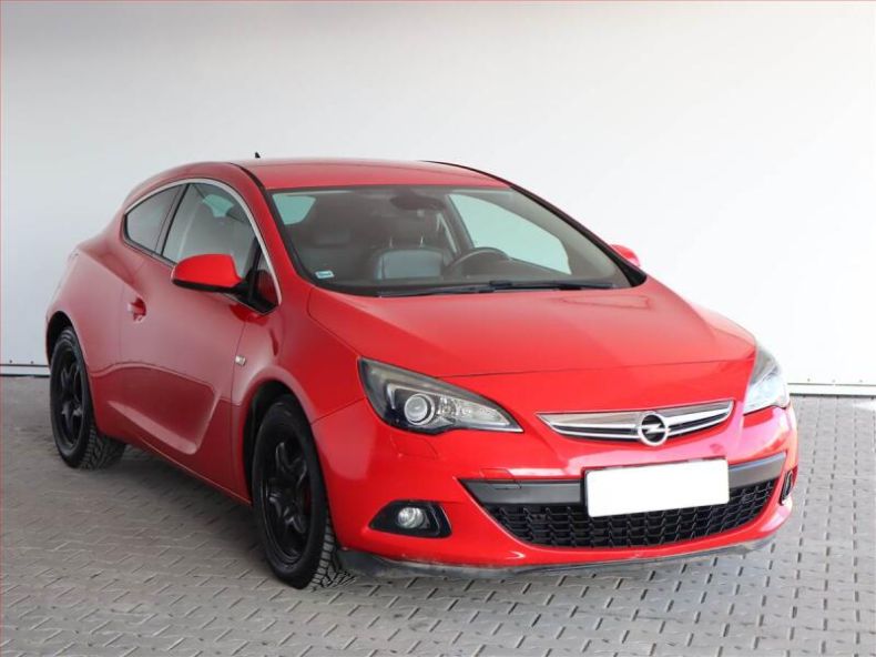 Opel Astra - hlavní foto