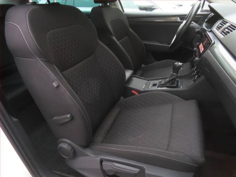 Škoda Superb - hlavní fotka