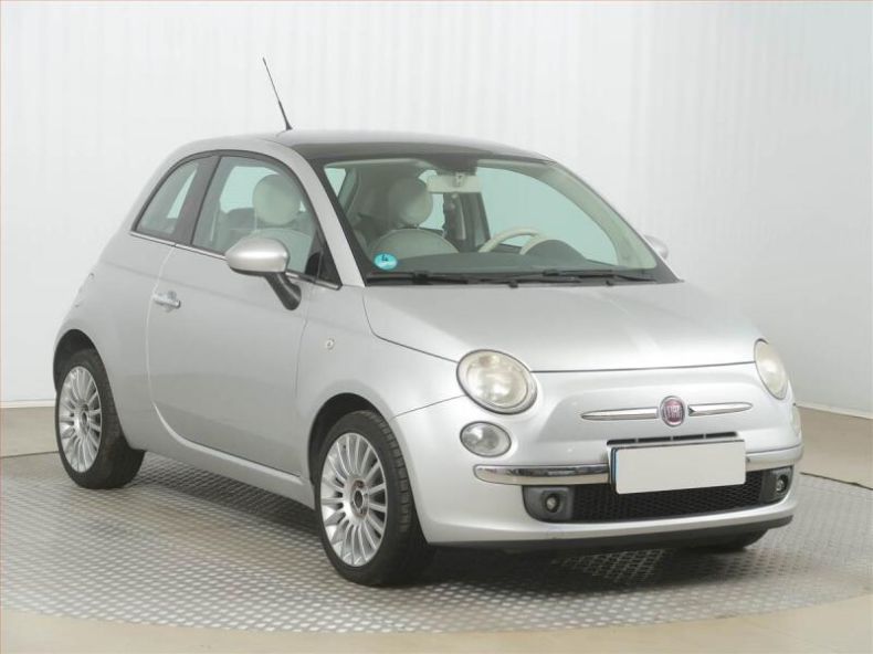 Fiat 500 - hlavní foto