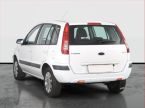 Ford Fusion - fotka číslo 3