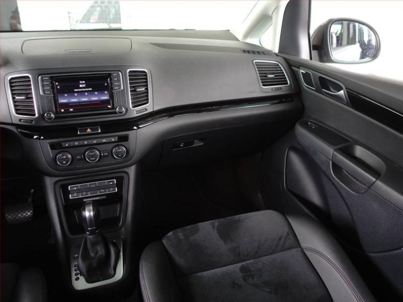 Volkswagen Sharan - hlavní fotka