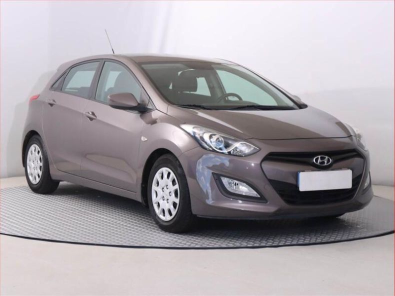 Hyundai i30 - hlavní foto