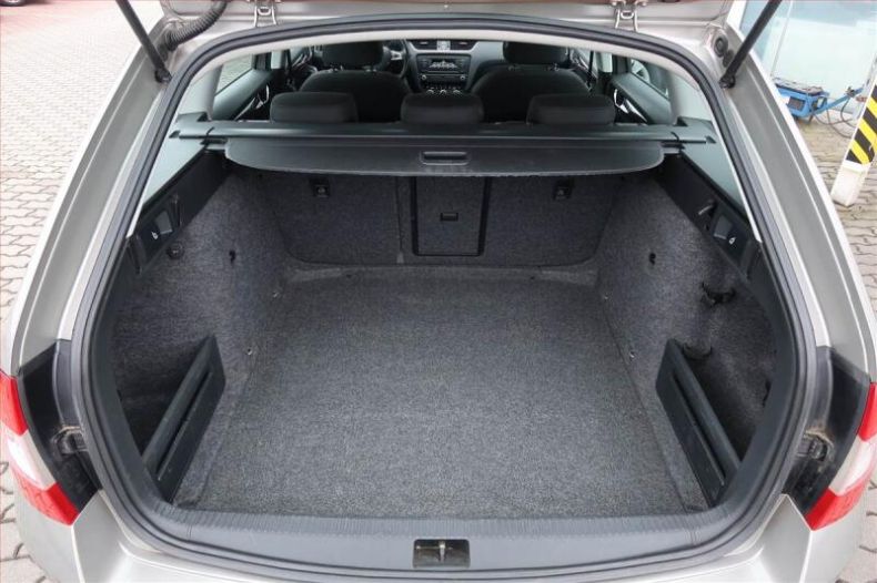 Škoda Octavia - hlavní fotka