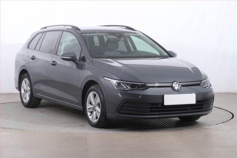 Volkswagen Golf - hlavní foto