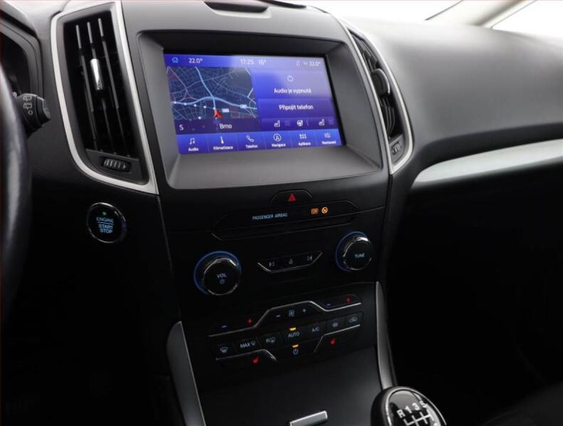 Volkswagen Passat - hlavní fotka inzerátu