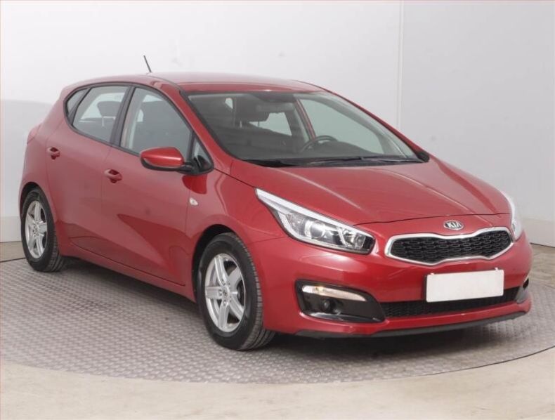 Kia Cee'd - hlavní foto