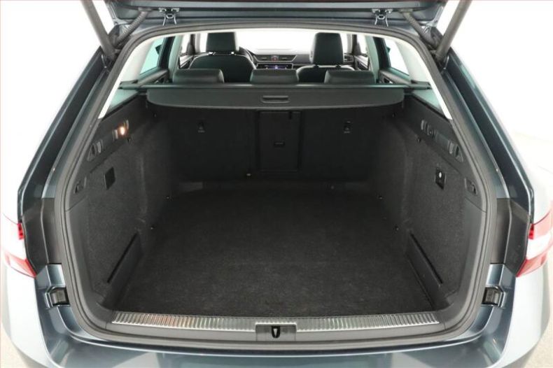 Škoda Superb - hlavní fotka