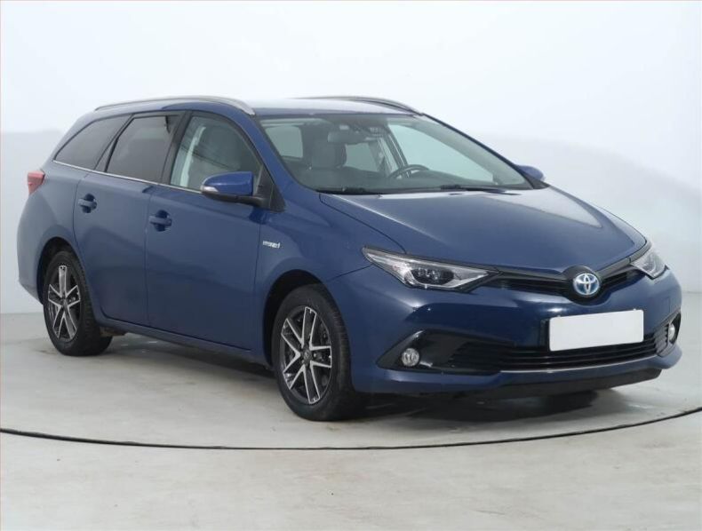 Toyota Auris - hlavní fotka