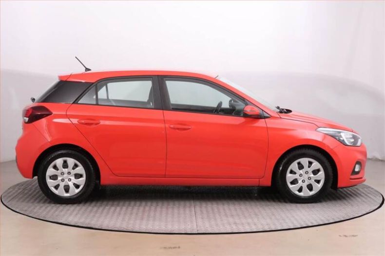 Hyundai i20 - hlavní fotka