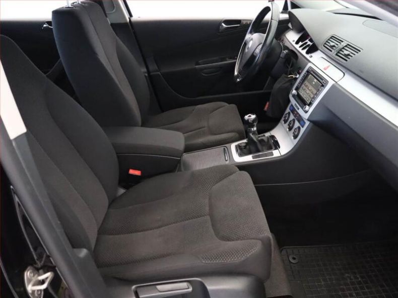 Volkswagen Passat - hlavní fotka