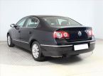 Volkswagen Passat - fotka číslo 3