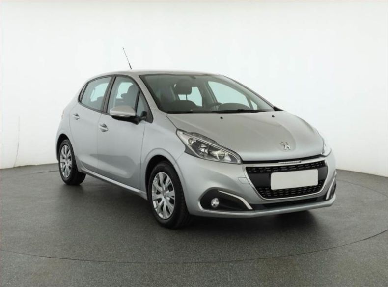 Peugeot 208 - hlavní foto