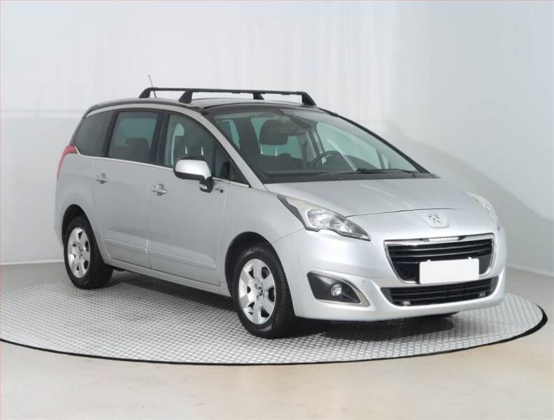 Peugeot 5008 - hlavní foto