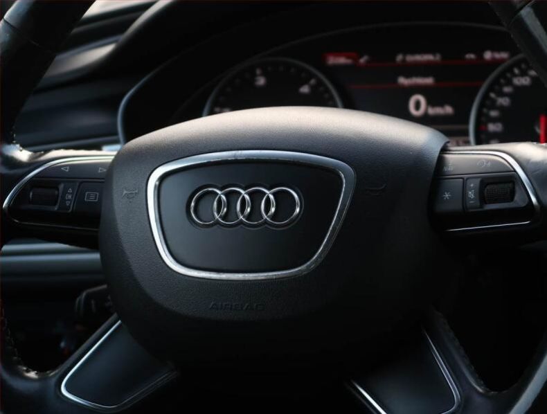 Audi A6 - hlavní fotka