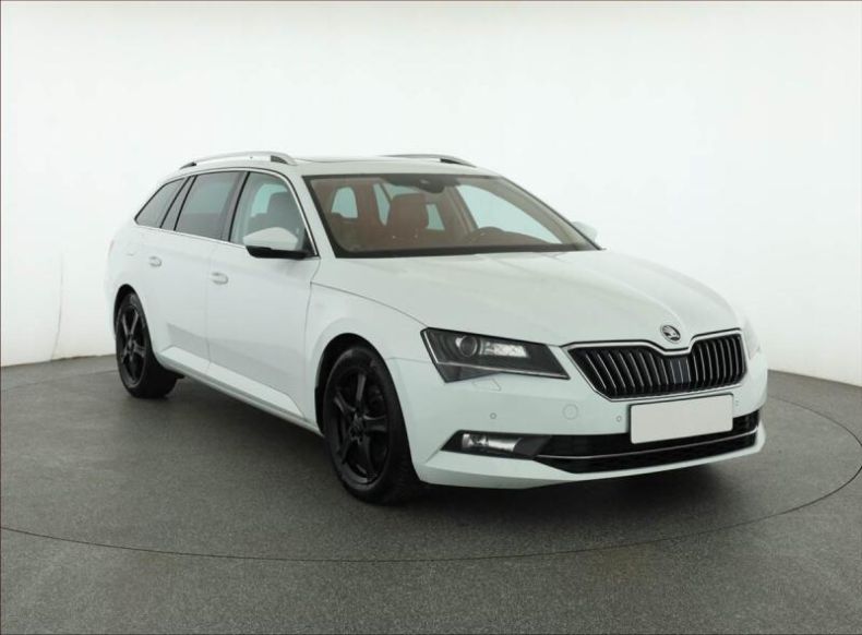 Škoda Superb - hlavní fotka inzerátu