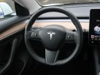 Tesla Model 3 - fotka číslo 15