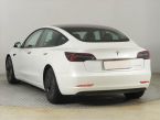 Tesla Model 3 - fotka číslo 3