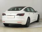 Tesla Model 3 - fotka číslo 4
