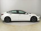 Tesla Model 3 - fotka číslo 5