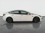 Tesla Model 3 - fotka číslo 5
