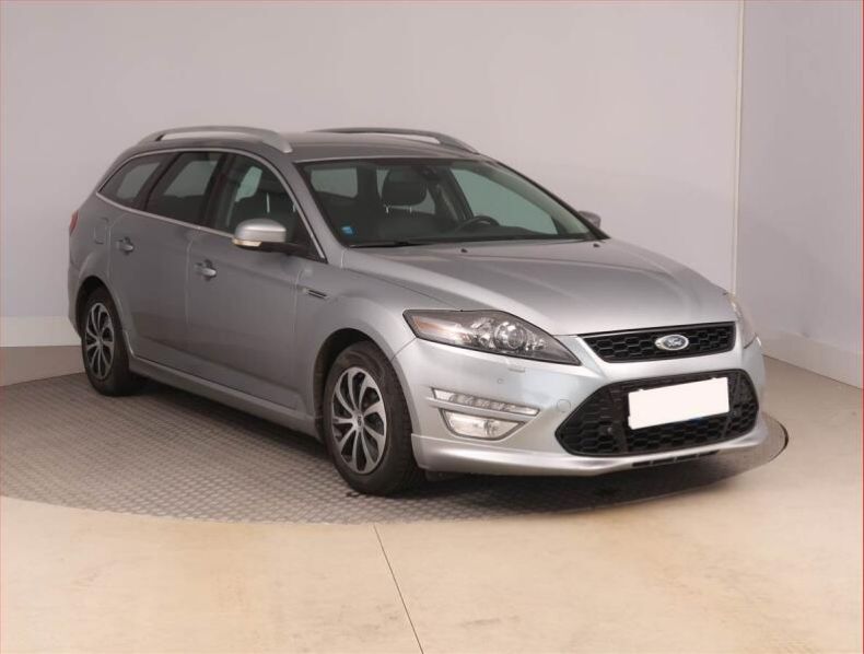 Ford Mondeo - hlavní foto