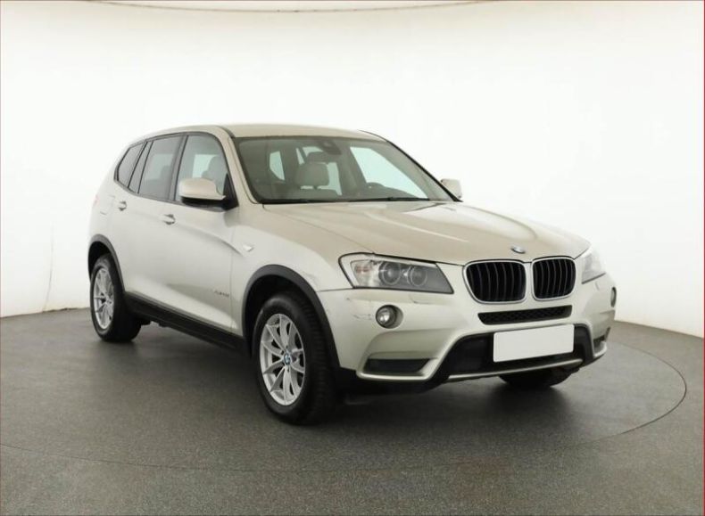 BMW X3 - hlavní foto