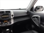 Toyota RAV 4 - fotka číslo 7