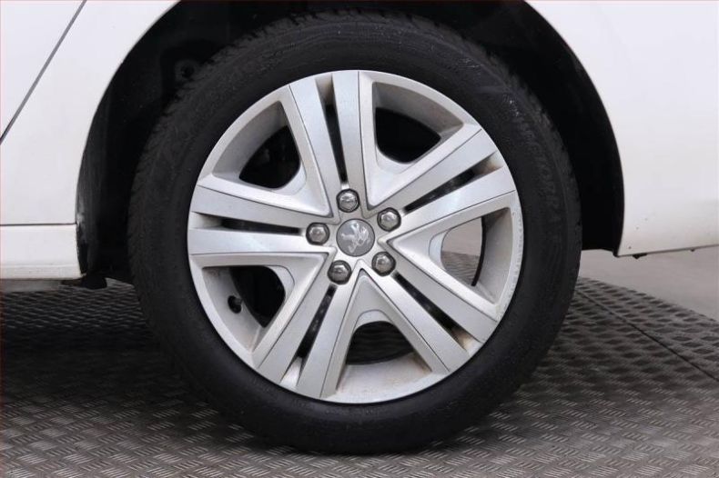 Peugeot 301 - hlavní fotka