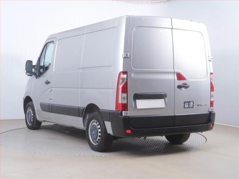 Renault Master - hlavní fotka