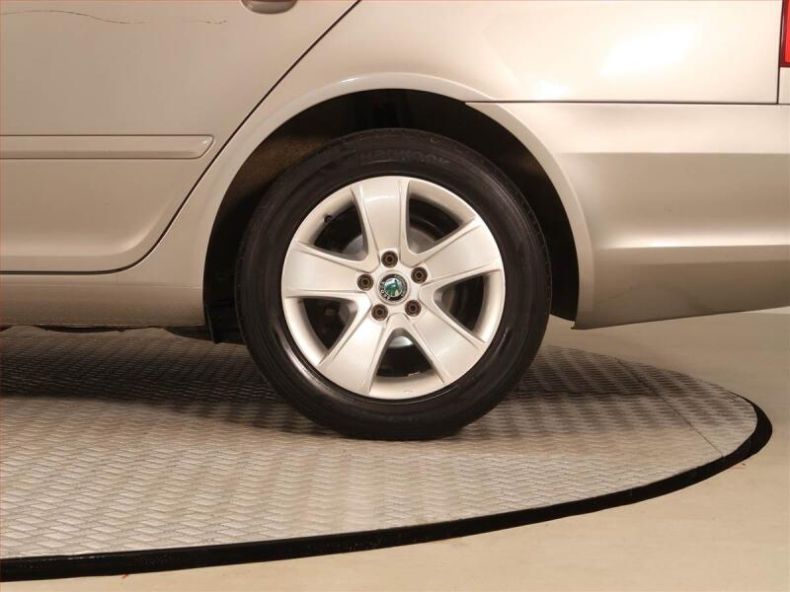 Škoda Octavia - hlavní fotka