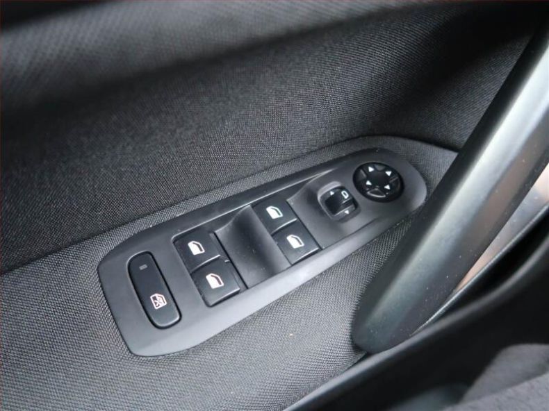 Peugeot 308 - hlavní fotka