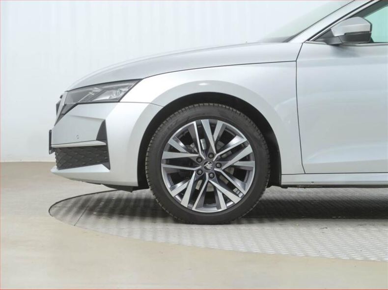 Škoda Octavia - hlavní fotka