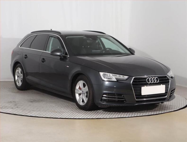 Audi A4 - hlavní foto