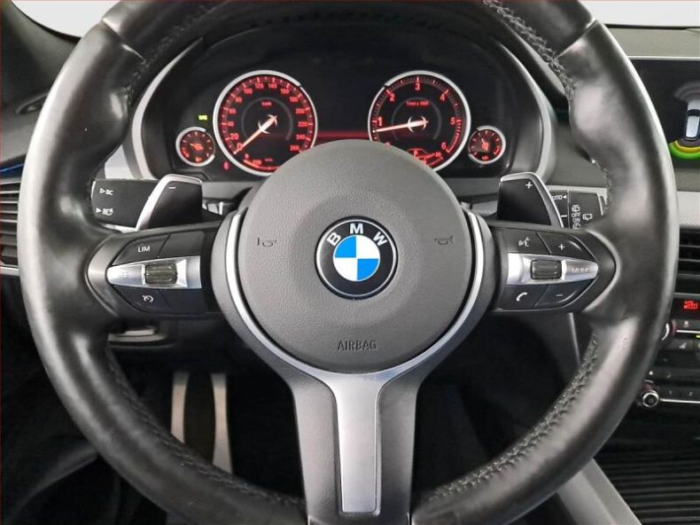 BMW X5 - hlavní fotka
