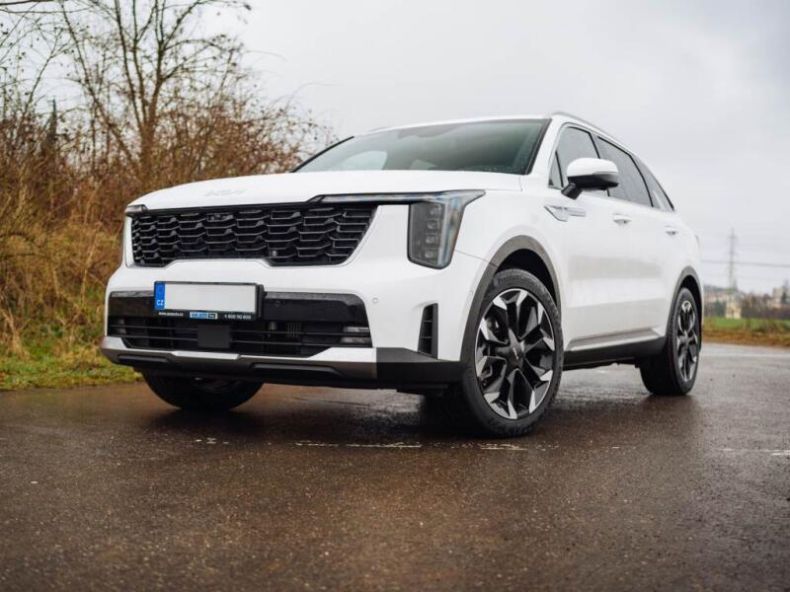 Kia Sorento - hlavní fotka