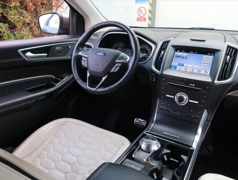 Ford Edge - hlavní fotka
