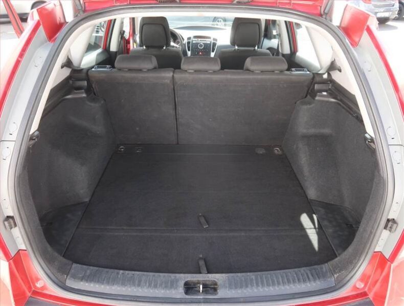 Kia Cee'd - hlavní fotka