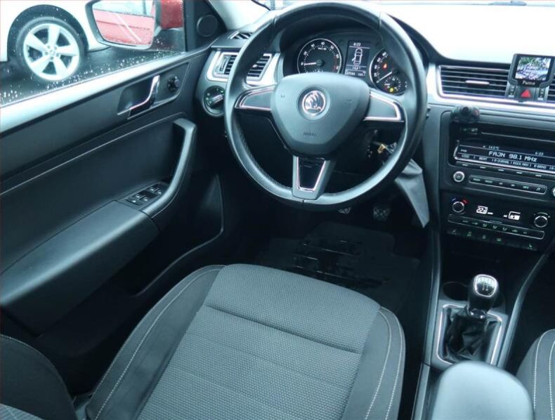 Škoda Karoq - hlavní foto