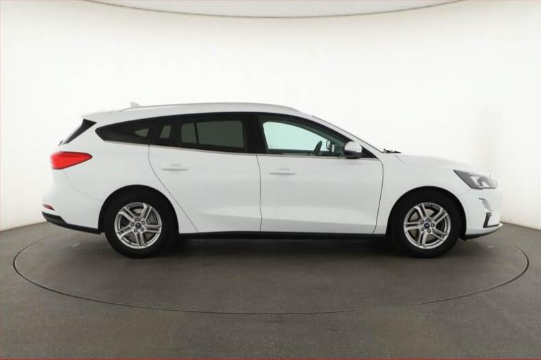 Ford Focus - hlavní fotka