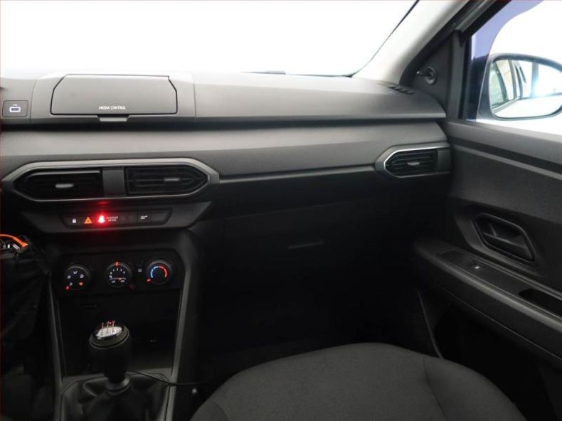 Dacia Sandero - hlavní fotka