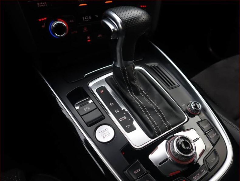 Audi Q5 - hlavní foto