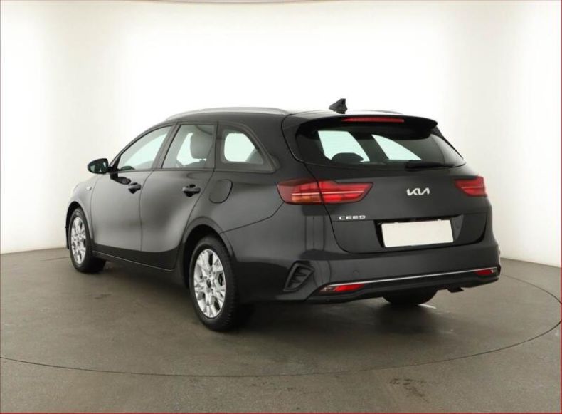 Kia Cee'd - hlavní fotka