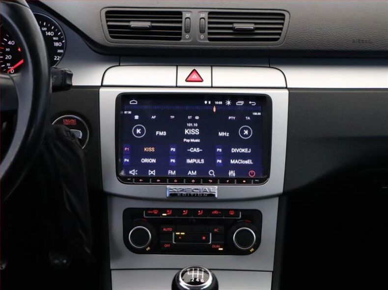 Volkswagen Passat - hlavní fotka