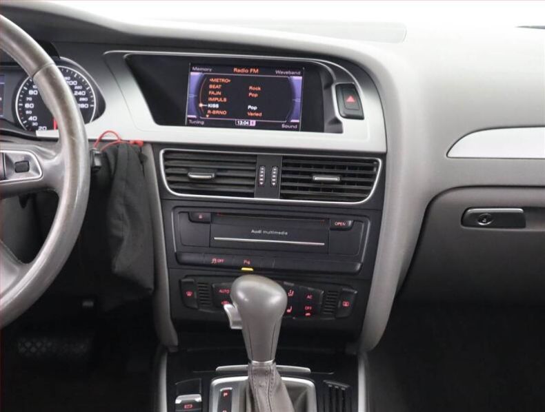 Audi A4 - hlavní fotka