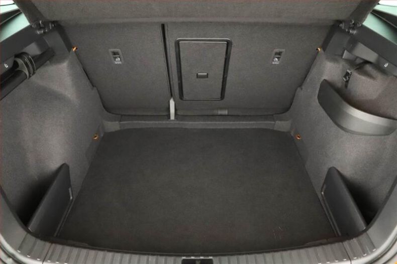 Škoda Karoq - hlavní fotka