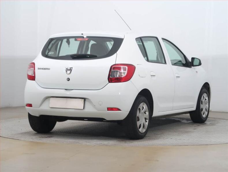 Dacia Sandero - hlavní fotka