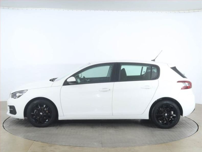 Peugeot 308 - hlavní fotka