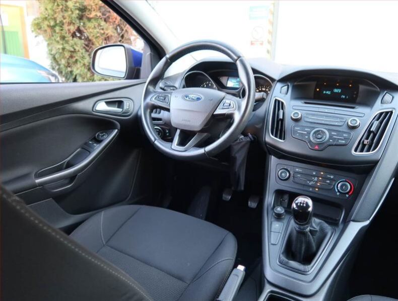 Ford Focus - hlavní fotka