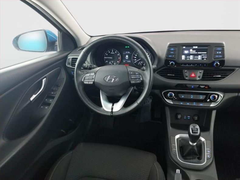 Hyundai i30 - hlavní fotka