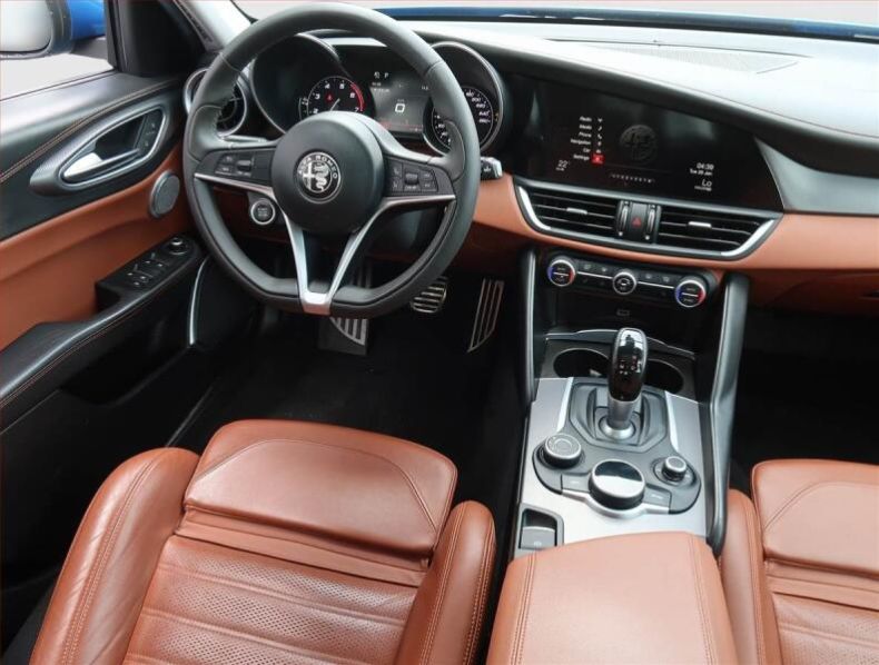 Alfa Romeo Giulia - hlavní fotka